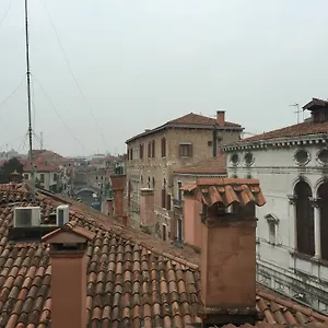 2* Resort Venice Resorts