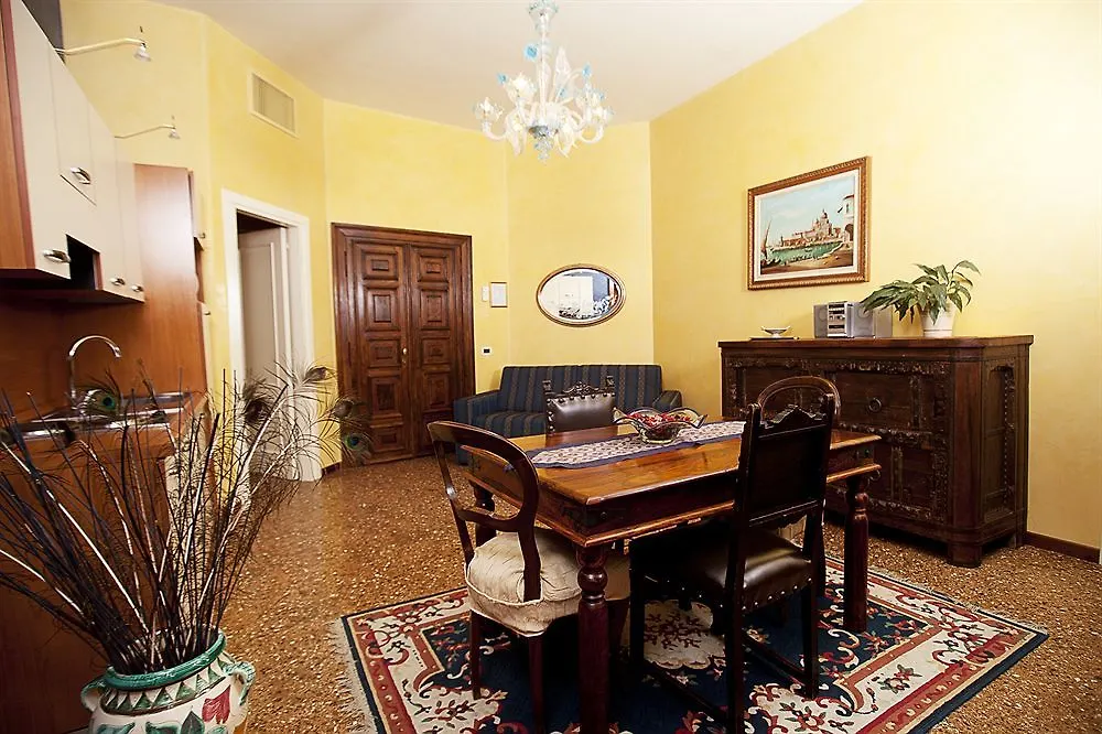Residence Odoni Venecia